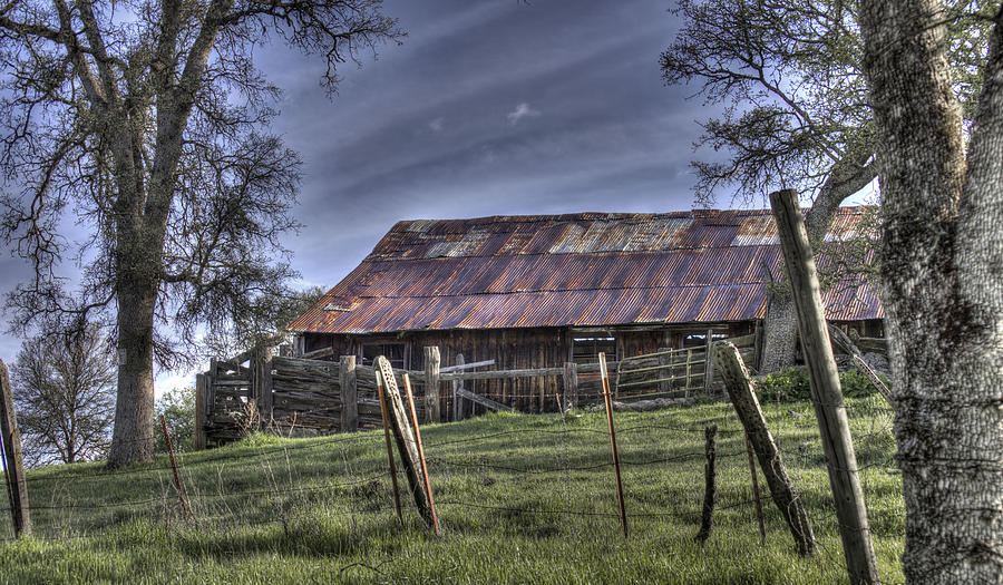 The Barn Photograph by Wendy Carrington