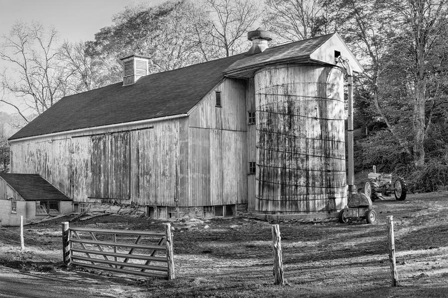 Black And White Photograph - The Barnyard by Bill Wakeley