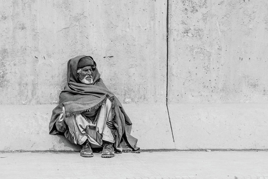 The Beggar on the Wall Photograph by SR Green