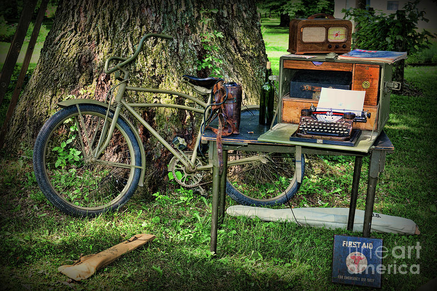The Bike Messenger Photograph by Paul Ward