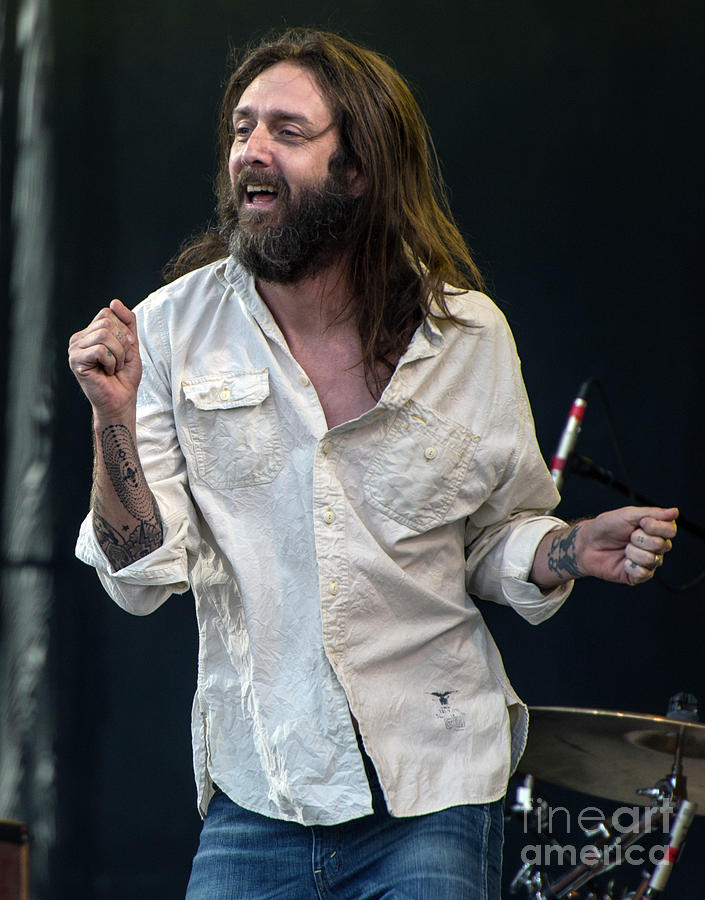 Music Photograph - The Black Crowes by David Oppenheimer