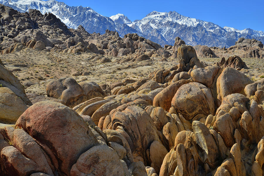 The Boulders and Mountains of the Alabama Hills Photograph by Ray Mathis