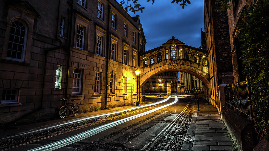 Harry Potter Photograph - The bridge of sighs - Oxford, United Kingdom - Travel photography by Giuseppe Milo