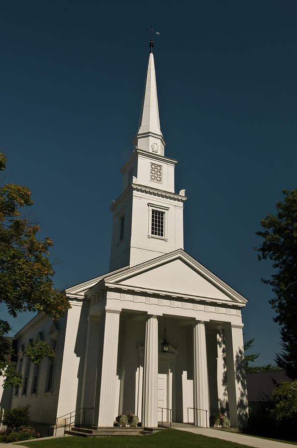 The Church of Christ at Dartmouth College Photograph by Paul Mangold