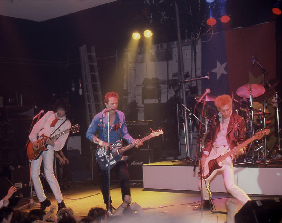 Mick Jones Photograph - The Clash - Music Machine 1978 by Dawn Wirth