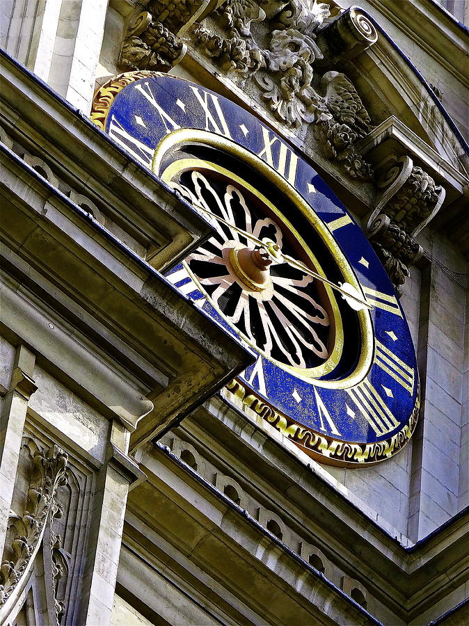 Westminster Abbey Photograph - The Clock At Westminster Abbey by Ira Shander