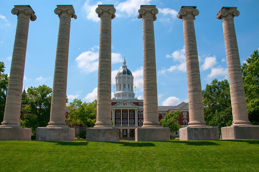 University Of Missouri Photograph - The Columns by Steve Stuller