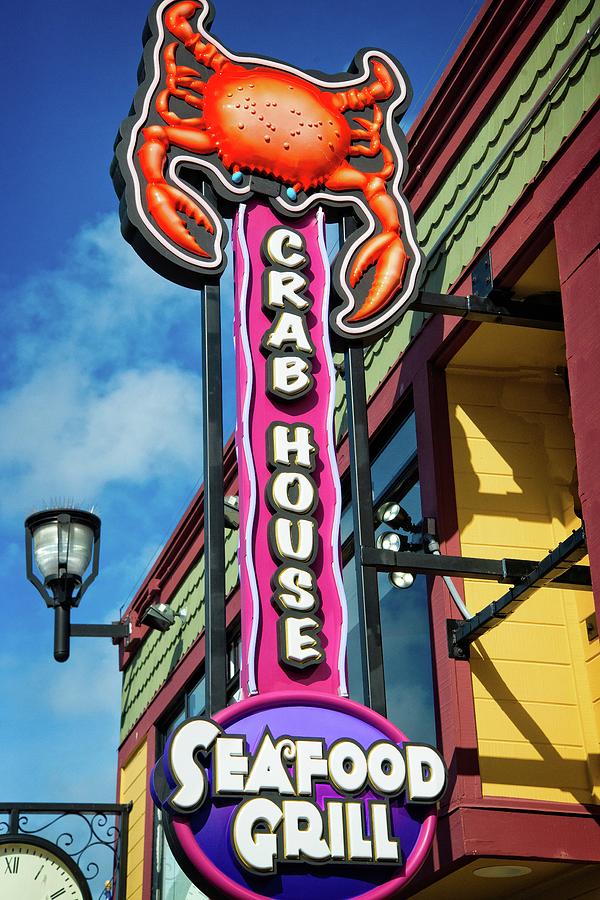 Sign Photograph - The Crab House Seafood Grill by Lynn Bauer