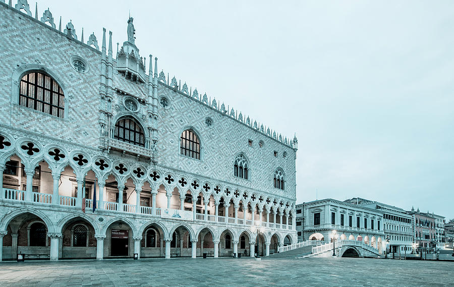 The Doges Palace Before Dawn Photograph by Jean Gill