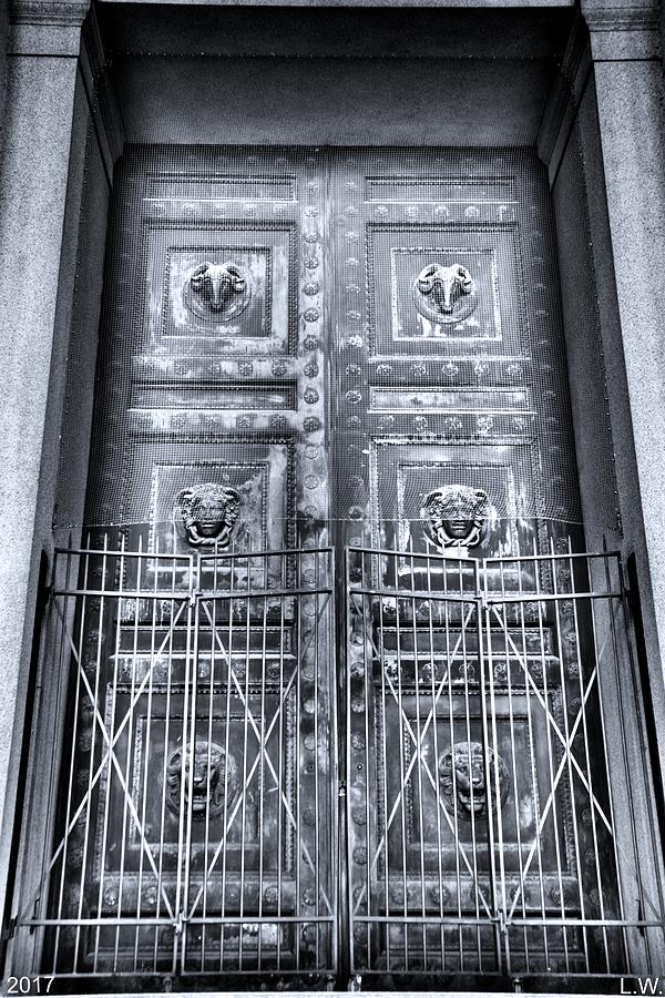 The Door At The Parthenon In Nashville Tennessee Black And White Photograph by Lisa Wooten