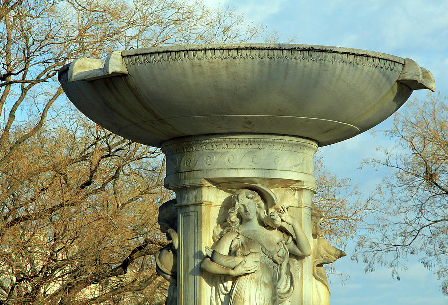 The Dupont Circle Fountain -- The Sea Without Water Photograph by Cora Wandel