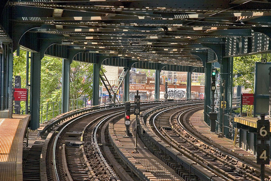 New York City Photograph - The El by Frank Winters