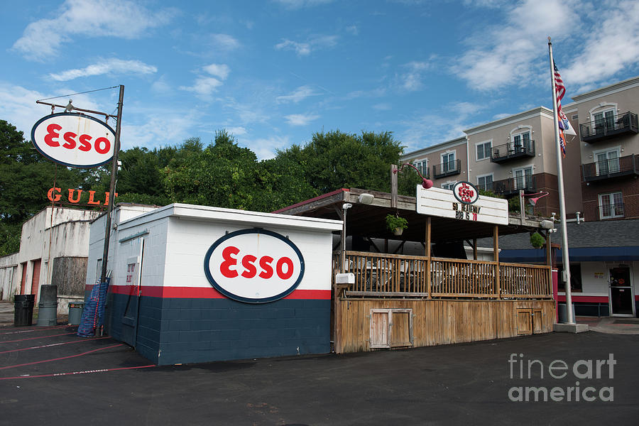 The Esso Club Photograph by Dale Powell
