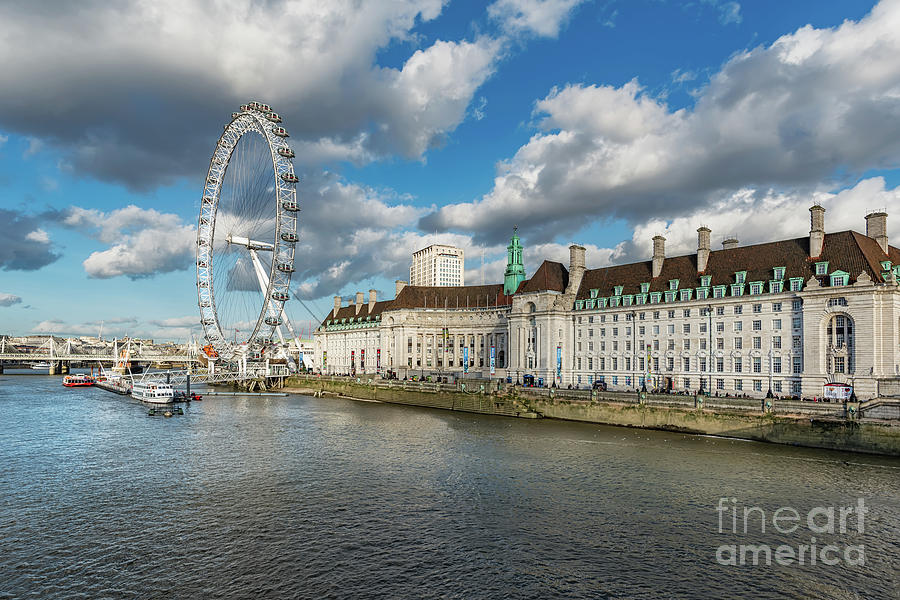 London Photograph - The Eye London by Adrian Evans