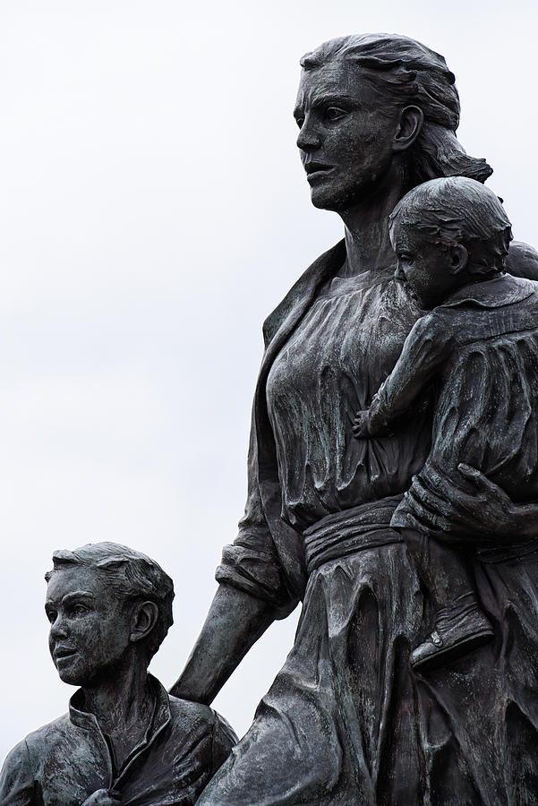 The Fishermans Wives Memorial Photograph by Mike Martin