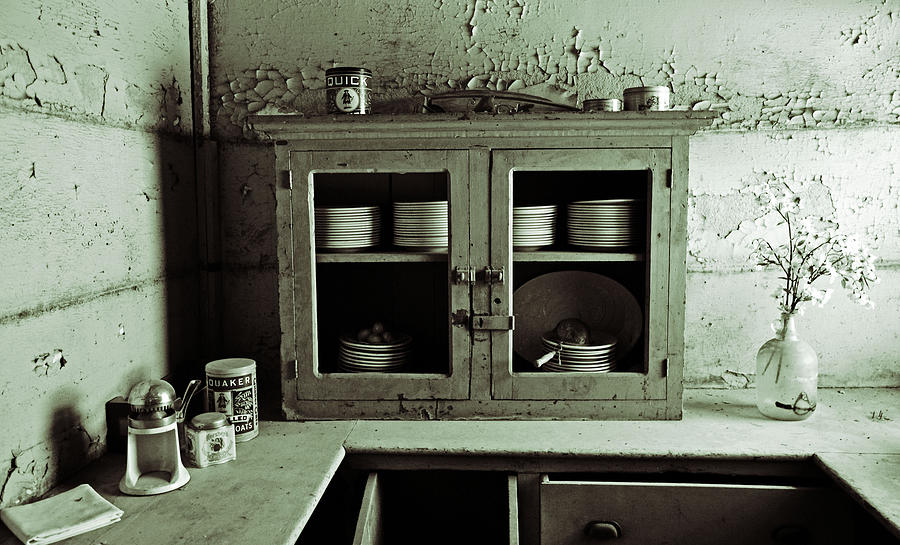 The Forgotten Kitchen Photograph by Holly Blunkall