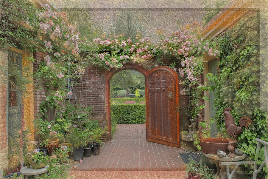 The Garden door Photograph by Patricia Dennis