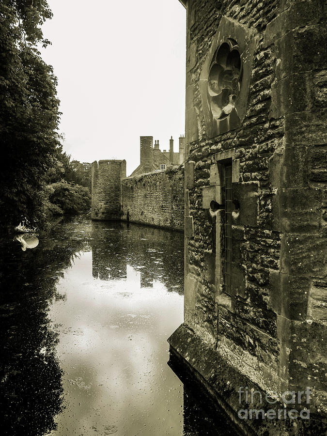 The Gatehouse - Bishops Palace Wells Photograph by Lexa Harpell
