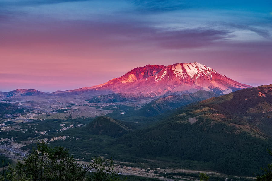 The Glow at Mt St Helens Photograph by Ken Stanback