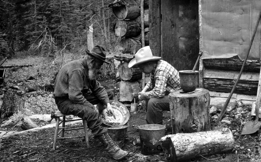 gold rush miners