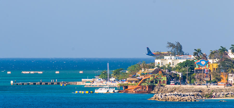 Landing at Jamaicas Montego Bay Photograph by Charles McCleanon