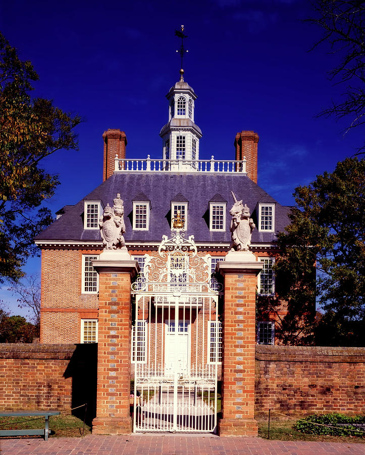 The Governor's Palace - Williamsburg Virginia Photograph by Mountain Dreams