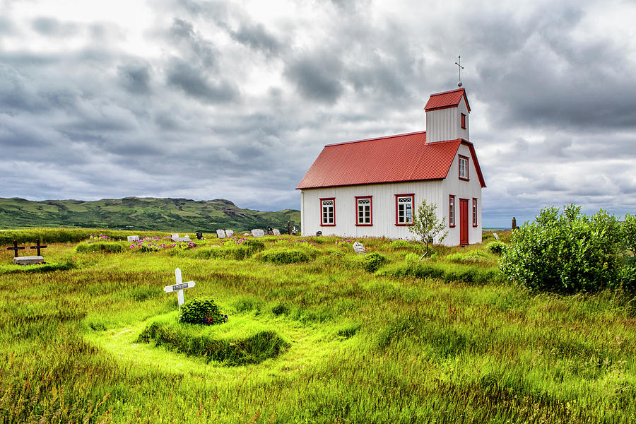 The Grave Photograph by Allen Utzig - Fine Art America