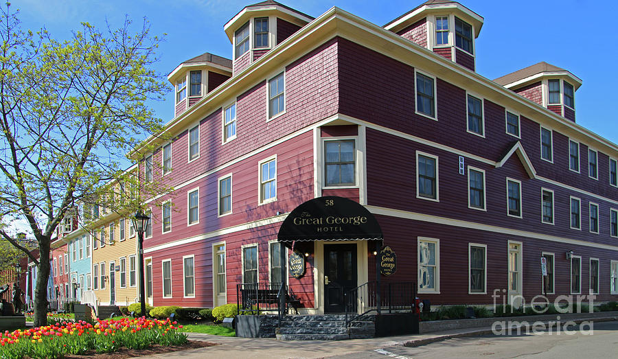 The Great George Hotel  5572 Photograph by Jack Schultz