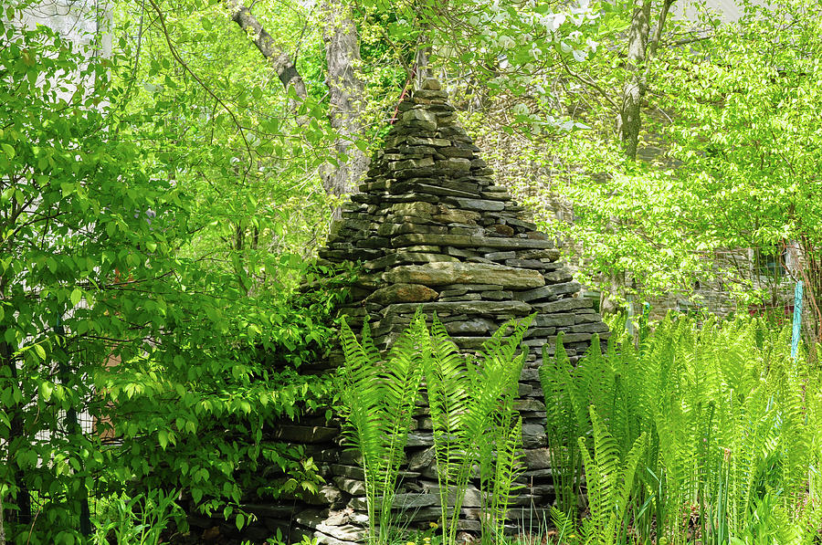 The Great Pyramid - Schuylkill Valley Nature Center Photograph by Bill Cannon