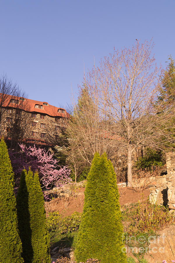 The Grove Park Inn on a Spring Evening Photograph by MM Anderson