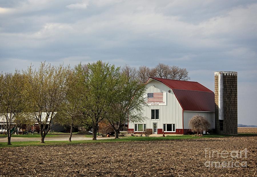 The Heartland of America Albaton Iowa Photograph by Yumi Johnson