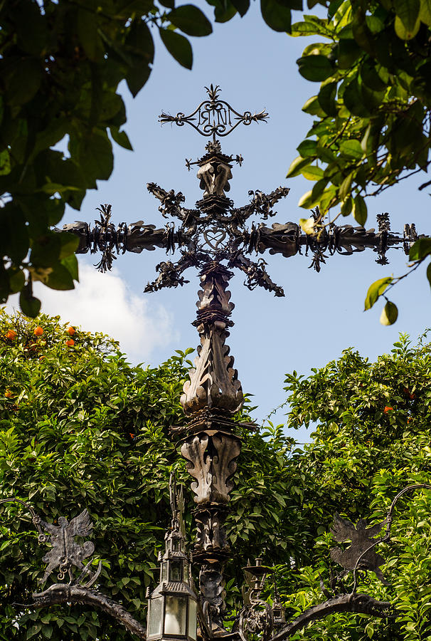 The iron Cross of Santa Cruz - Seville Photograph by AM FineArtPrints