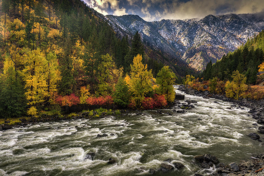 Fall Photograph - The Leavenworth Bend by Mark Kiver