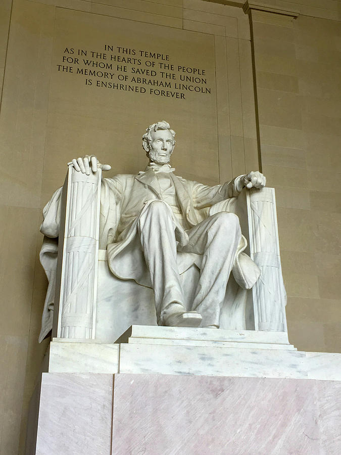 The Lincoln Memorial Photograph by Robert J Wagner