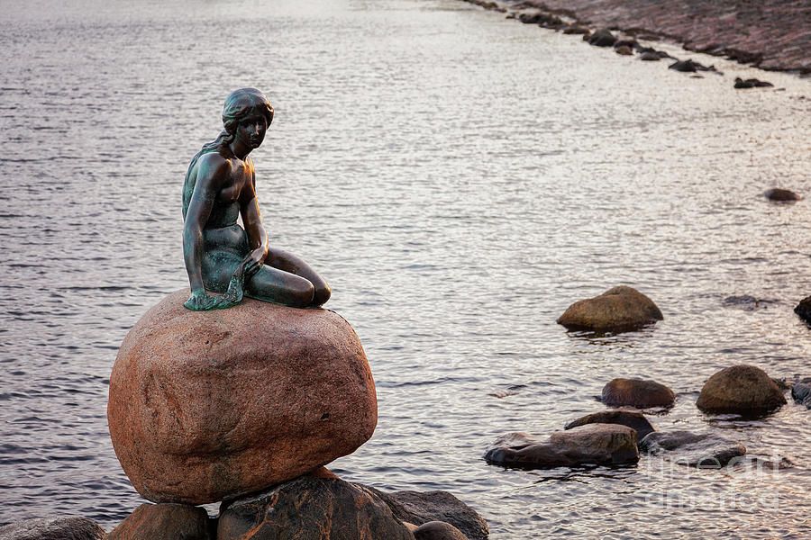 The little mermaid Copenhagen Photograph by Sophie McAulay