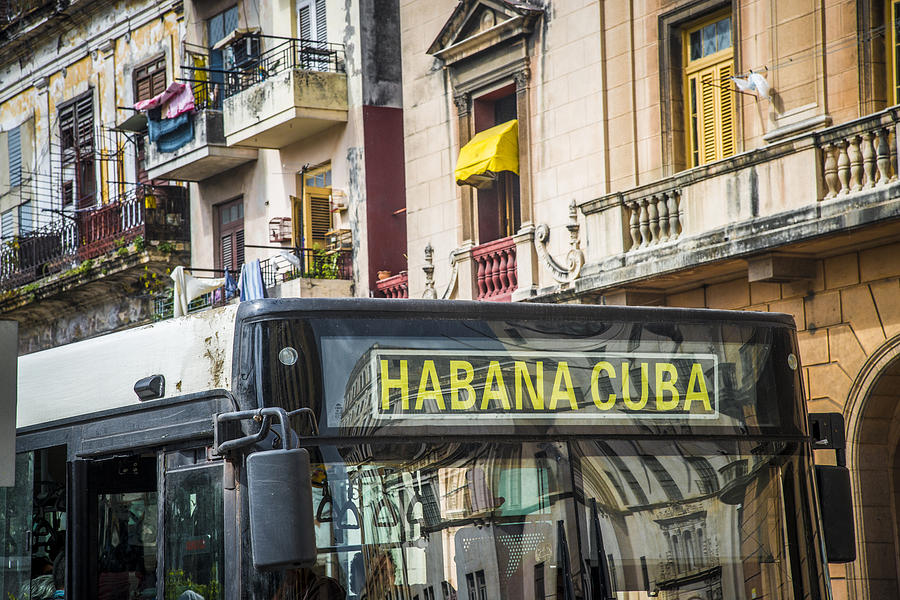 The Local Bus of Havana Photograph by Bill Cubitt