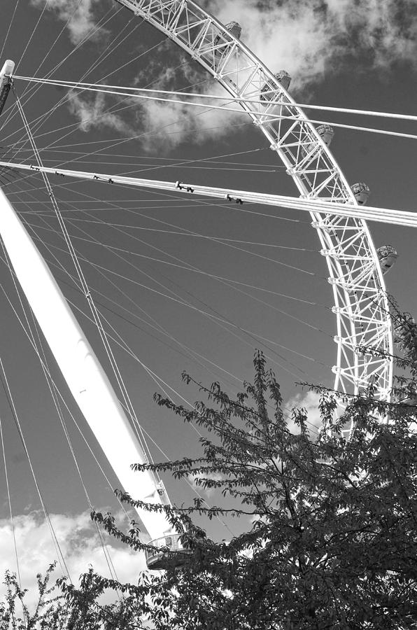 The London Eye - Grayscale Photograph