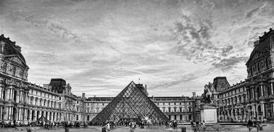 The Louvre Black White Panorama  Photograph by Chuck Kuhn