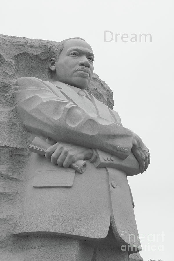 The Martin Luther King Jr Memorial Photograph by E B Schmidt