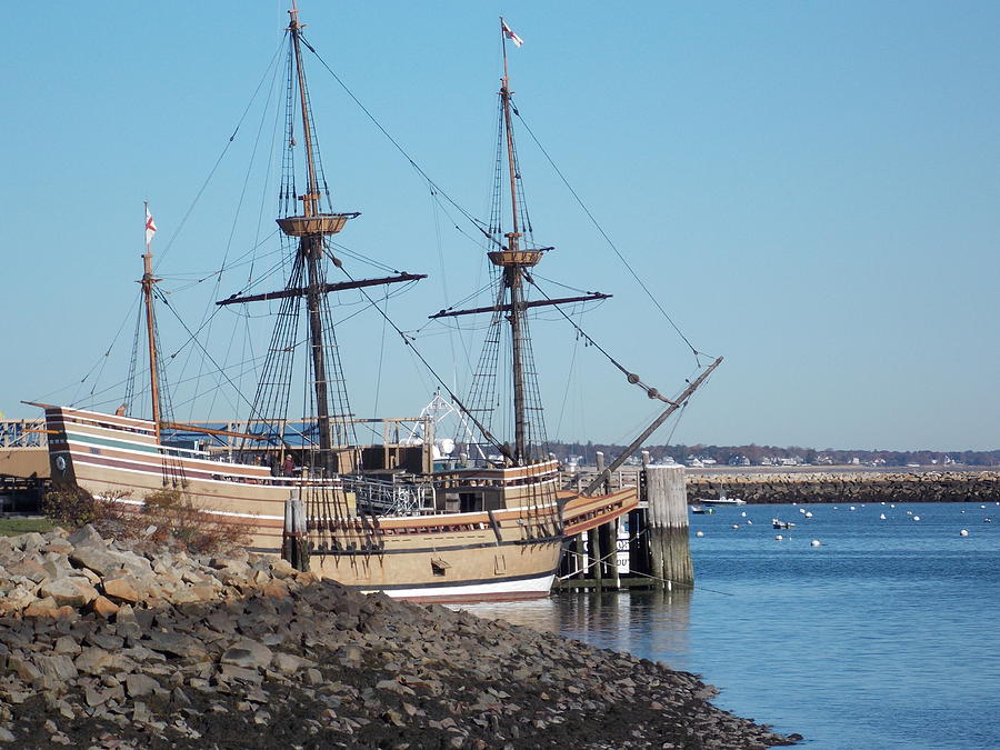 The Mayflower II Photograph by Catherine Gagne