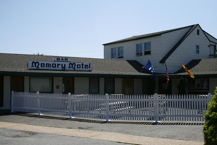 The Memory Motel Photograph by Christopher J Kirby