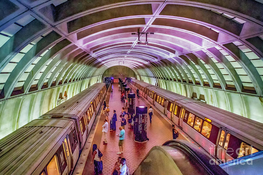 The Metro Photograph by Nick Zelinsky Jr