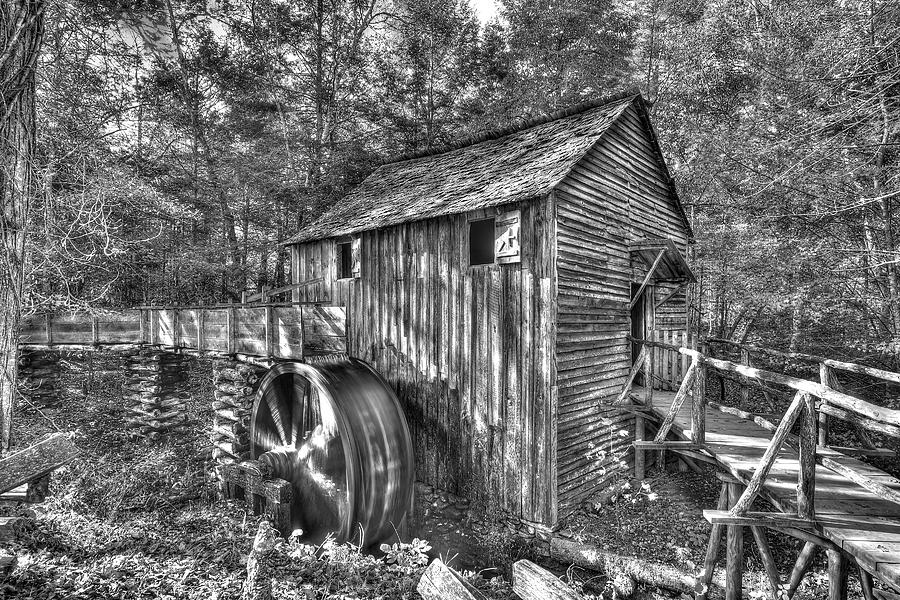 The Mill at Cades Cove Photograph by Don Mercer