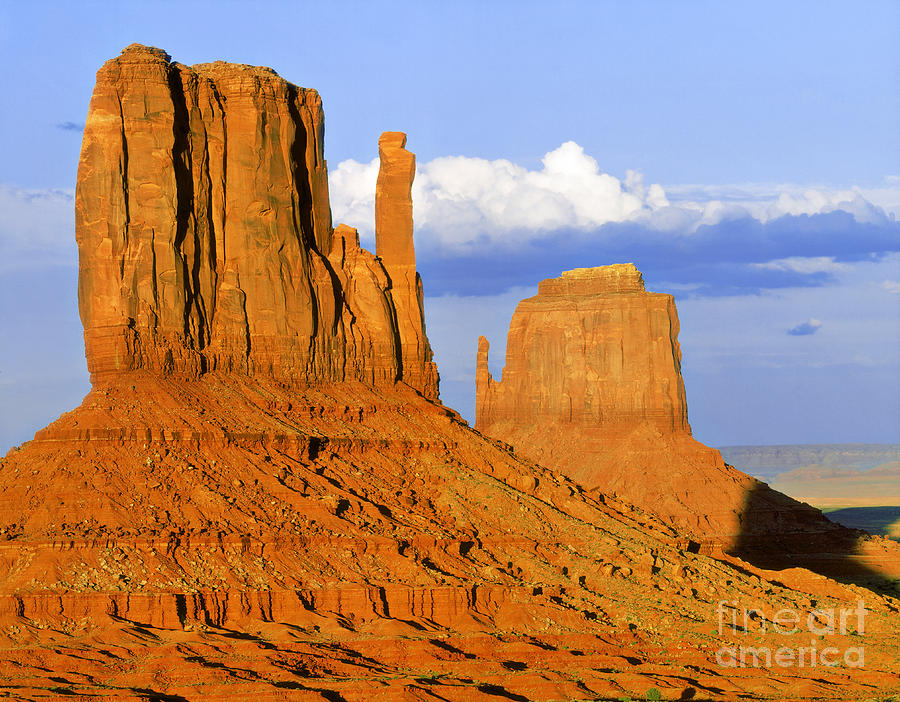 The Mittens, Monument Valley Photograph by Willard Clay