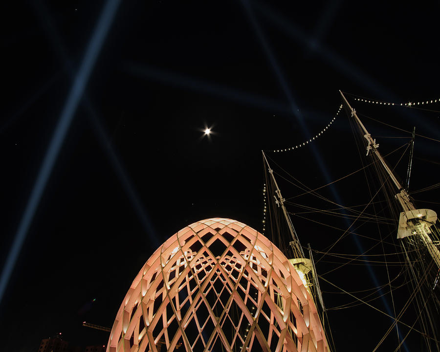 Baltimore Photograph - The Moon over the Egg by Mark Dodd