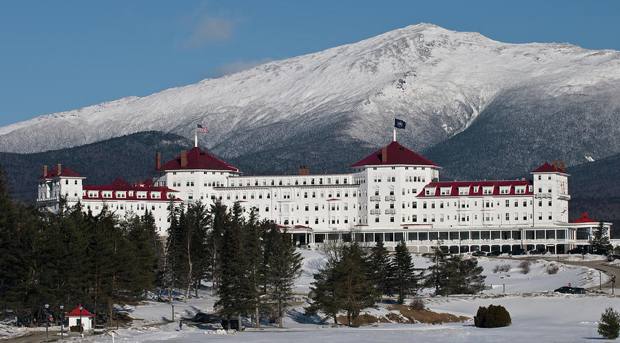 The Mount Washington Hotel Photograph by Paul Mangold