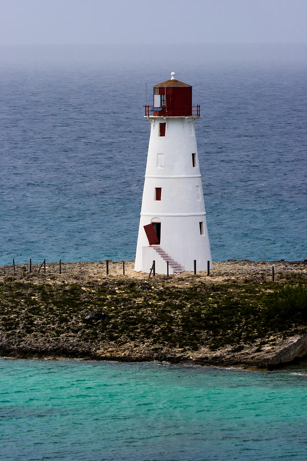 The Nassau Lighthouse Photograph by Ed Gleichman