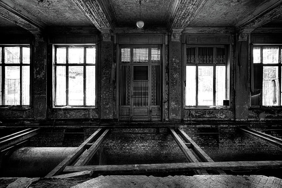 The no floor dance room - urban exploration abandoned building Photograph by Dirk Ercken