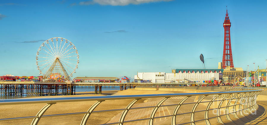 The North Pier Blackpool Photograph by Linsey Williams