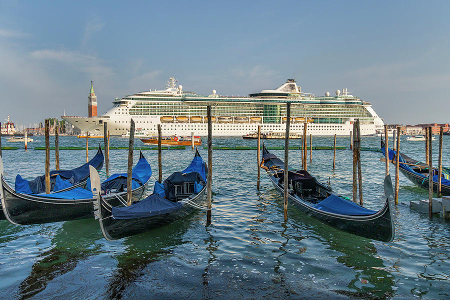 The Old and the New in Venice Photograph by Alan Toepfer